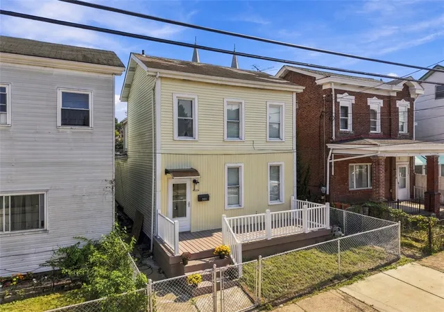 Photo 2 of Single family home for sale at 203 Walter St, Allentown, PA 15210 | MLS# 1775905 | Listing updated on 2026-10-03