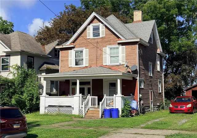 Photo 1 of Single family home for sale at 921 Marshall Ave, New Castle, PA 16101 | MLS# 1775915 | Listing updated on 2026-10-05