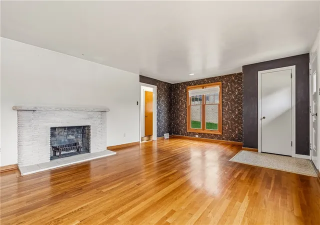 Photo 3 of Single family home for sale at 4358 E Brightview Ave, Whitehall, PA 15227 | MLS# 1774463 | Listing updated on 2026-09-24