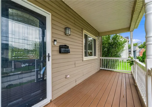 Photo 2 of Sale Pending at 318 Academy St, Carnegie, PA 15106 | MLS# 1775290 | Listing updated on 2026-10-02
