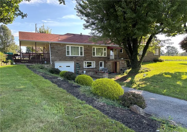 Photo 3 of Single family home for sale at 380 Portman Rd, Summit Twp, PA 16002 | MLS# 1775956 | Listing updated on 2026-09-27