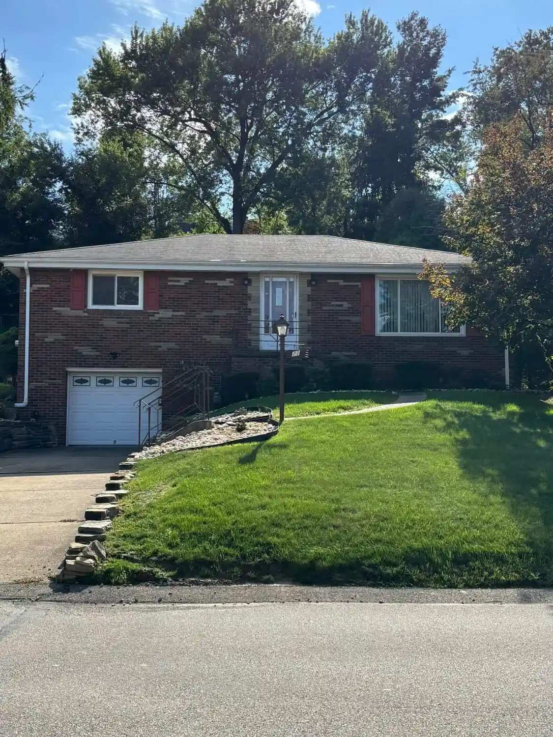 Photo 1 of Single family home for sale at 71 W Bruceton Rd, Pleasant Hills, PA 15236 | MLS# 1775970 | Listing updated on 2026-10-31