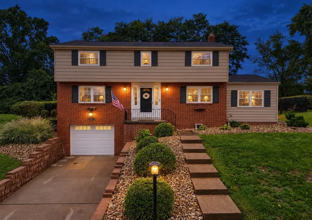 Photo 1 of Single family home for sale at 2331 Cassidy Dr, Bethel Park, PA 15102 | MLS# 1775973 | Listing updated on 2026-09-28