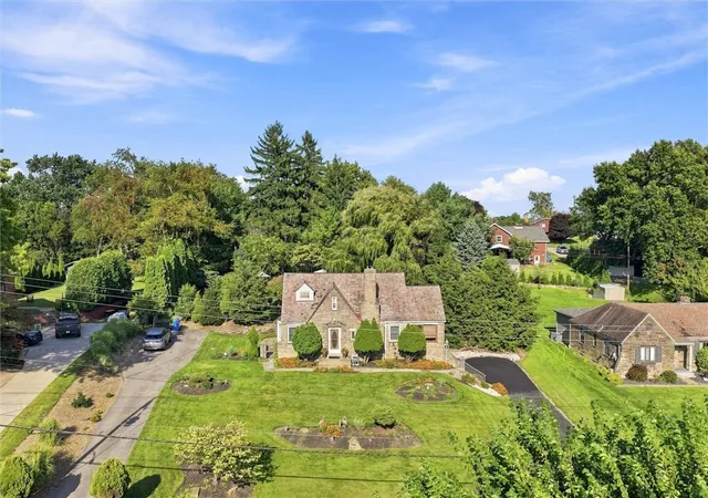 Photo 1 of Single family home for sale at 5001 Brownsville Rd, Whitehall, PA 15236 | MLS# 1775936 | Listing updated on 2026-10-06