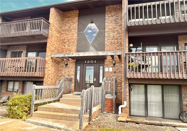 Photo 2 of Sale Pending at 1201 Dutilh Rd #9, Cranberry Twp, PA 16066 | MLS# 1775645 | Listing updated on 2026-09-26