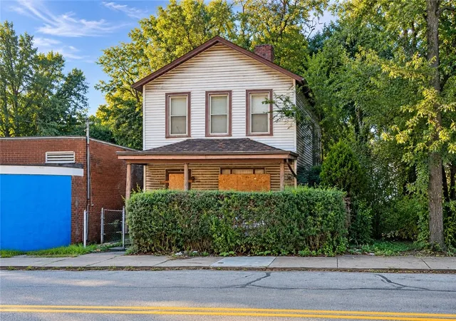 Photo 1 of Single family home for sale at 1543 Lincoln Ave, Lincoln Larimer, PA 15206 | MLS# 1775945 | Listing updated on 2026-09-29