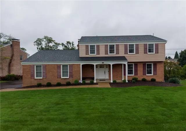 Photo 1 of Sale Pending at 1046 Centergate Dr, Bethel Park, PA 15102 | MLS# 1775951 | Listing updated on 2026-10-09