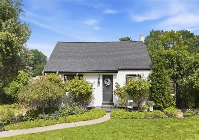 Photo 1 of Sale Pending at 214 Sandy Dr, Shaler, PA 15116 | MLS# 1775984 | Listing updated on 2026-09-30