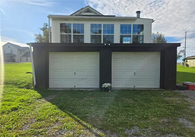 Photo 2 of Single family home for sale at 111 S Fairview Main St, Fairview Twp, PA 16050 | MLS# 1776036 | Listing updated on 2026-10-06