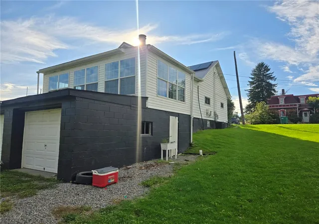 Photo 3 of Single family home for sale at 111 S Fairview Main St, Fairview Twp, PA 16050 | MLS# 1776036 | Listing updated on 2026-10-06