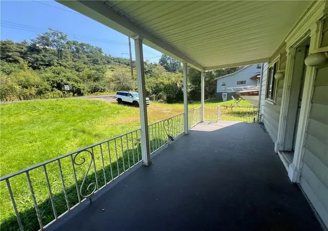 Photo 3 of Single family home for sale at 932 Dixon Ave, N Versailles, PA 15137 | MLS# 1774762 | Listing updated on 2026-09-29