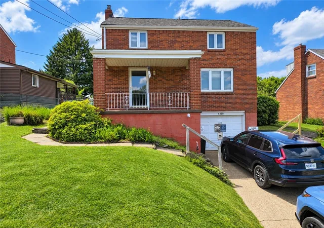 Photo 1 of Single family home for sale at 4350 Homestead Duquesne Rd, Munhall, PA 15120 | MLS# 1776040 | Listing updated on 2026-10-06