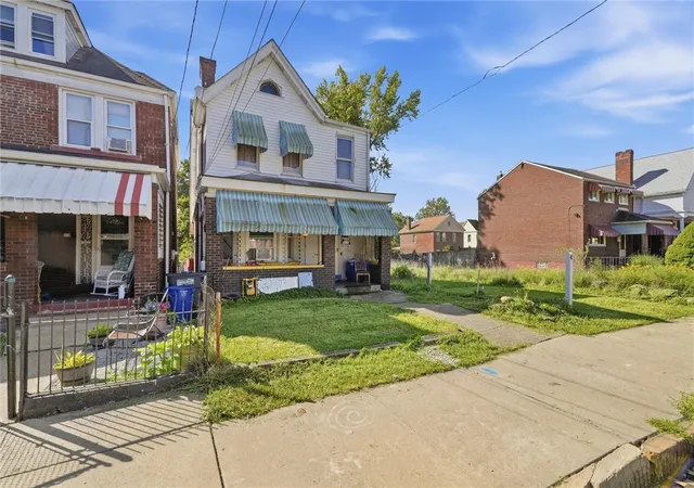 Photo 2 of Single family home for sale at 316 Winston St, Hazelwood, PA 15207 | MLS# 1776000 | Listing updated on 2026-09-29