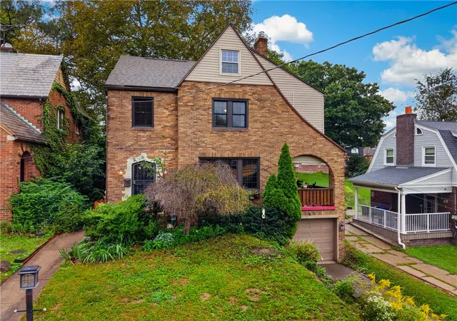 Photo 1 of Single family home for sale at 3558 Mcclure Ave, Brighton Heights, PA 15212 | MLS# 1776068 | Listing updated on 2026-10-02