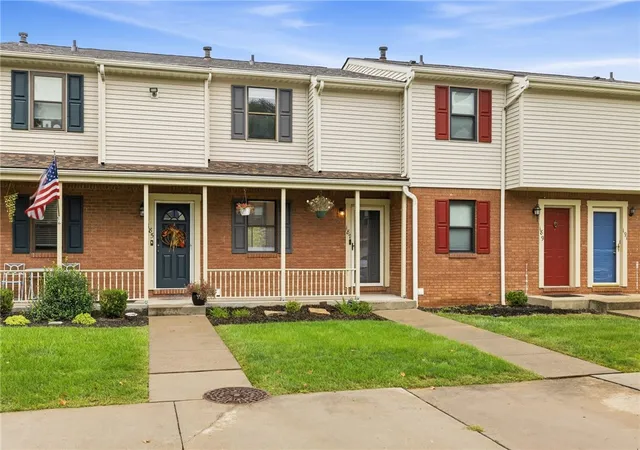 Photo 3 of Townhouse for sale at 187 Woodhaven Dr, Seven Fields Boro, PA 16046 | MLS# 1775689 | Listing updated on 2026-09-28