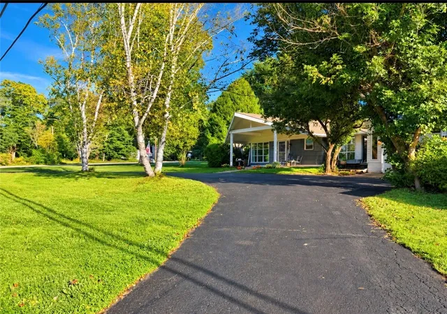 Photo 3 of Single family home for sale at 102 Andrews Trce, Franklin Twp, PA 16001 | MLS# 1776071 | Listing updated on 2026-09-29