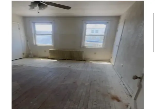 Photo 2 of Single family home for sale at 810 Woodward Ave, Stowe Twp, PA 15136 | MLS# 1776127 | Listing updated on 2026-09-28
