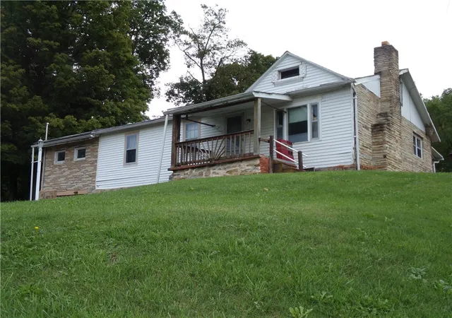Photo 2 of Single family home for sale at 6674 Cumberland Hwy, Southampton Twp, PA 15564 | MLS# 1776163 | Listing updated on 2026-10-05