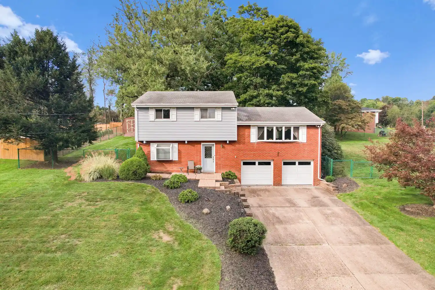 Photo 1 of Single family home for sale at 2425 Trotter Dr, Hampton, PA 15101 | MLS# 1776173 | Listing updated on 2026-10-23