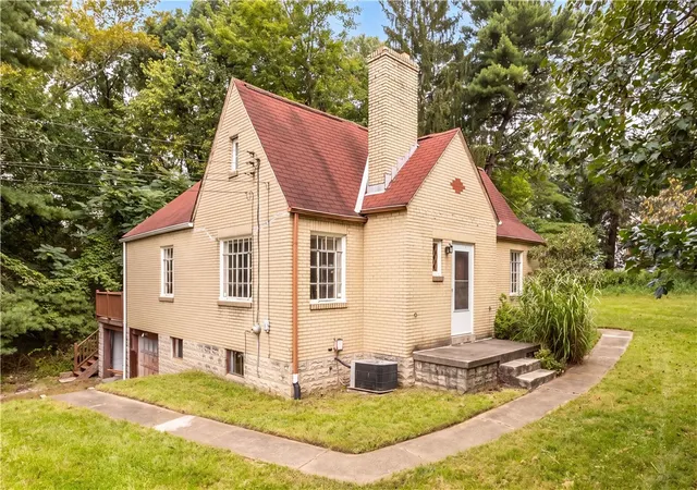 Photo 1 of Sale Pending at 1039 Anderson Rd, Shaler, PA 15209 | MLS# 1775848 | Listing updated on 2026-09-29