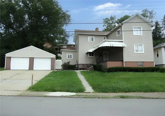 Photo 2 of Single family home for sale at 3744 Watson St, Baden, PA 15005 | MLS# 1775909 | Listing updated on 2026-09-28