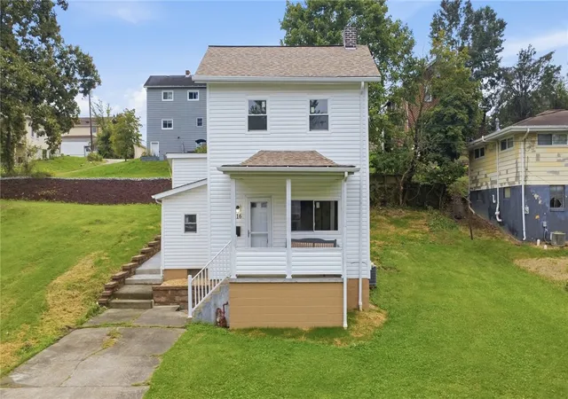 Photo 2 of Single family home for sale at 316 Hill St, Belle Vernon, PA 15012 | MLS# 1776203 | Listing updated on 2026-09-24