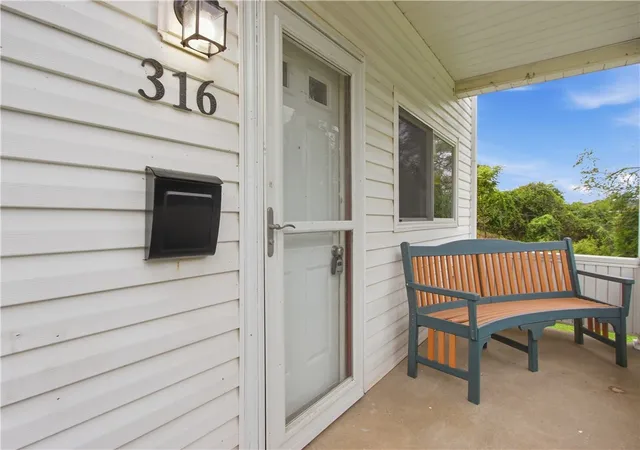 Photo 3 of Single family home for sale at 316 Hill St, Belle Vernon, PA 15012 | MLS# 1776203 | Listing updated on 2026-09-24