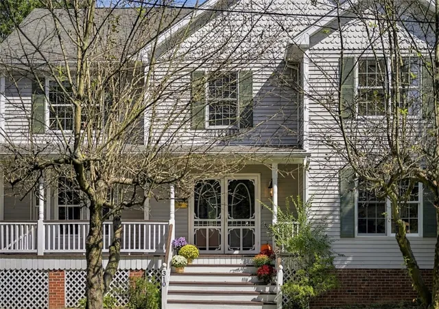 Photo 2 of Single family home for sale at 310 S Jefferson St, Zelienople Boro, PA 16063 | MLS# 1776033 | Listing updated on 2026-10-01