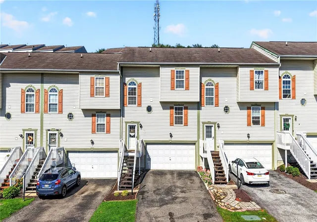 Photo 2 of Townhouse for sale at 228 Scenic Hl Dr, Carnegie, PA 15106 | MLS# 1775943 | Listing updated on 2026-10-04