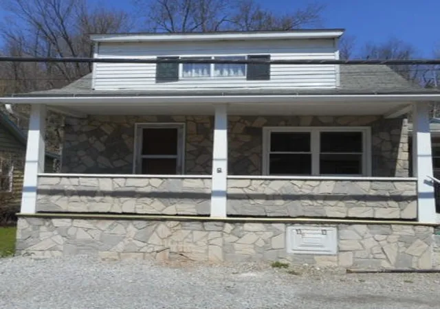 Photo 1 of Single family home for sale at 317 Pike Run Dr, W Pike Run Twp, PA 15427 | MLS# 1776222 | Listing updated on 2026-09-25