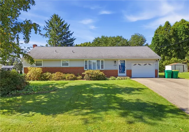 Photo 1 of Single family home for sale at 125 Elizabeth Dr, Twp Of But Nw, PA 16001 | MLS# 1775702 | Listing updated on 2026-10-01