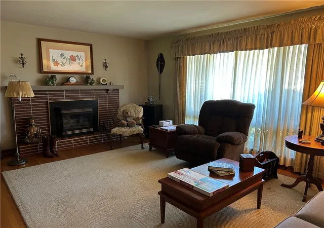 Photo 3 of Single family home for sale at 488 Toledo Dr, Lower Burrell, PA 15068 | MLS# 1776293 | Listing updated on 2026-10-03