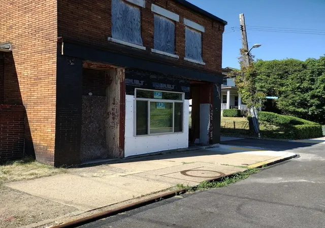 Photo 1 of Multi family home for sale at 611 Lincoln Ave, Lincoln Larimer, PA 15206 | MLS# 1776117 | Listing updated on 2026-09-26