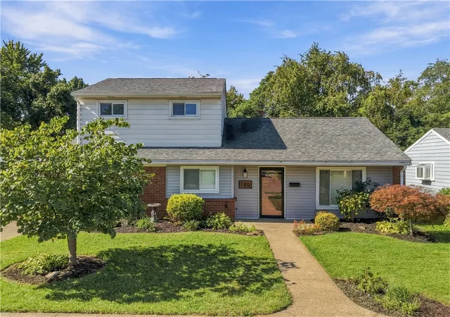 Photo 1 of Single family home for sale at 130 Sawyer Dr, Hopewell Twp, PA 15001 | MLS# 1776407 | Listing updated on 2026-10-08