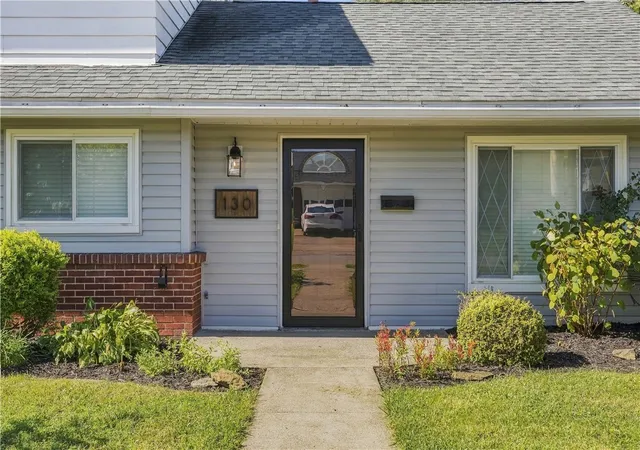 Photo 2 of Single family home for sale at 130 Sawyer Dr, Hopewell Twp, PA 15001 | MLS# 1776407 | Listing updated on 2026-10-08