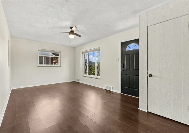 Photo 3 of Single family home for sale at 130 Sawyer Dr, Hopewell Twp, PA 15001 | MLS# 1776407 | Listing updated on 2026-10-08
