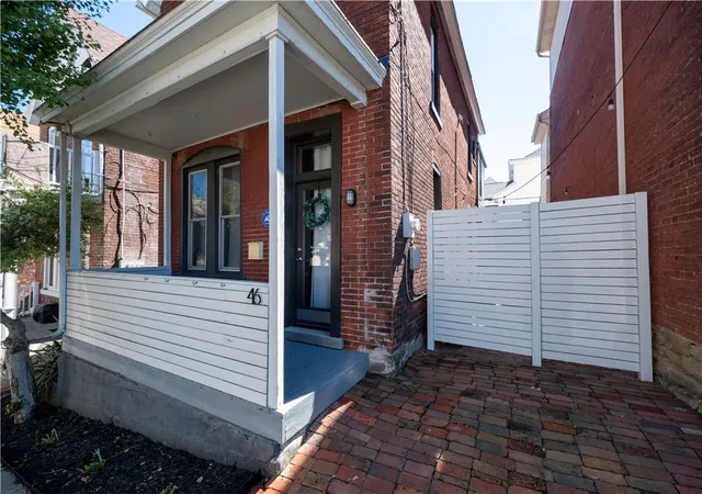 Photo 2 of Single family home for sale at 46 Cowan St, Mt Washington, PA 15211 | MLS# 1776418 | Listing updated on 2026-10-09