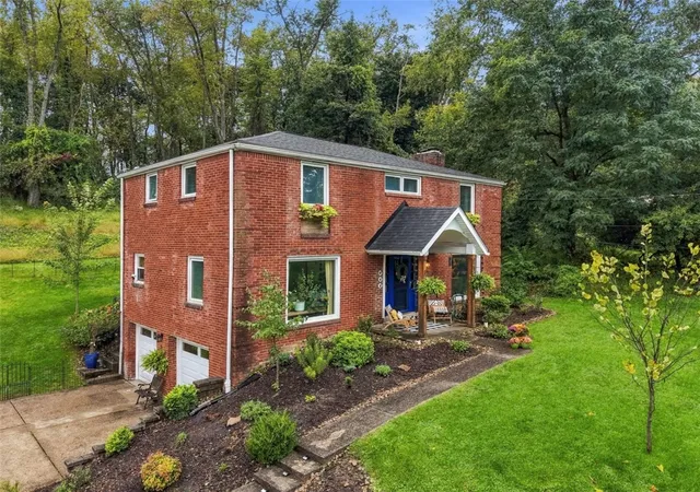 Photo 2 of Single family home for sale at 641 Ravencrest Rd, O'hara, PA 15215 | MLS# 1776327 | Listing updated on 2026-10-02