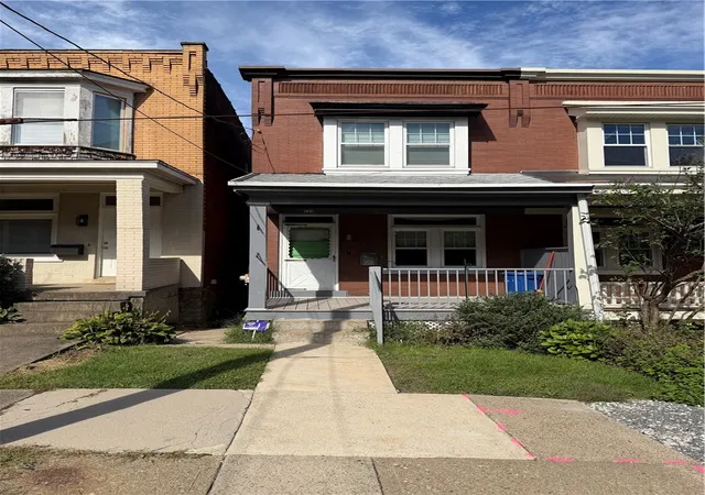 Single family home for sale at 520 Lloyd St, Point Breeze, PA 15208 | MLS# 1776430