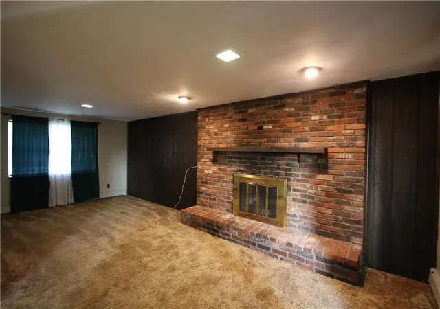 Photo 3 of Single family home for sale at 1703 Scenery Dr, Elizabeth Twp/boro, PA 15037 | MLS# 1776452 | Listing updated on 2026-10-10