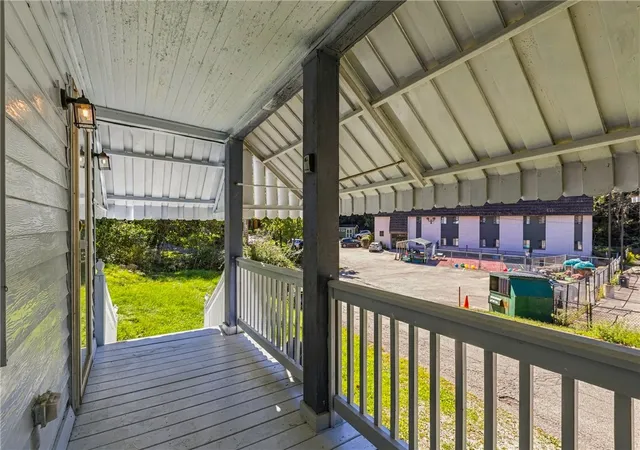 Photo 4 of Single family home for sale at 2909 Mckelvey Rd, Braddock Hills, PA 15221 | MLS# 1776332 | Listing updated on 2026-09-28