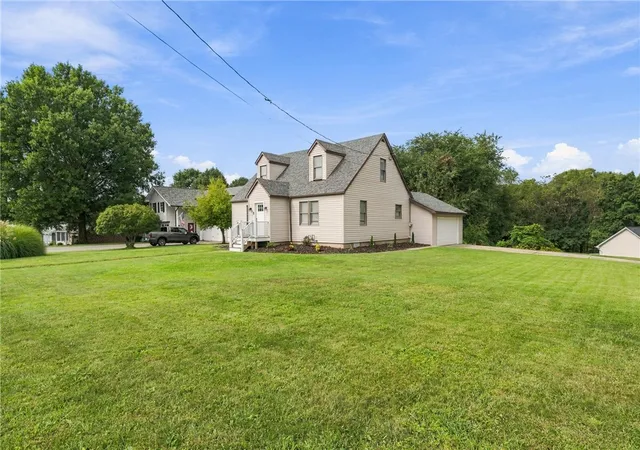 Photo 2 of Single family home for sale at 3298 Harvard St, Lower Burrell, PA 15068 | MLS# 1775459 | Listing updated on 2026-09-28