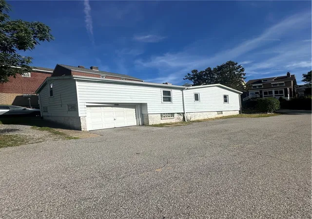 Photo 1 of Single family home for sale at 1107 Wisconsin Ave, Dormont, PA 15216 | MLS# 1776542 | Listing updated on 2026-10-05