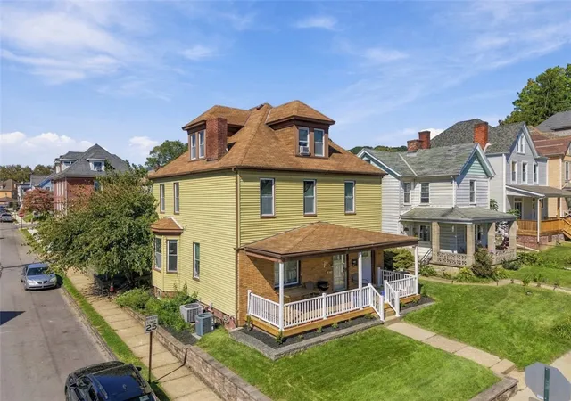 Photo 2 of Multi family home for sale at 203 Cleveland Ave, Avalon, PA 15202 | MLS# 1776535 | Listing updated on 2026-09-28