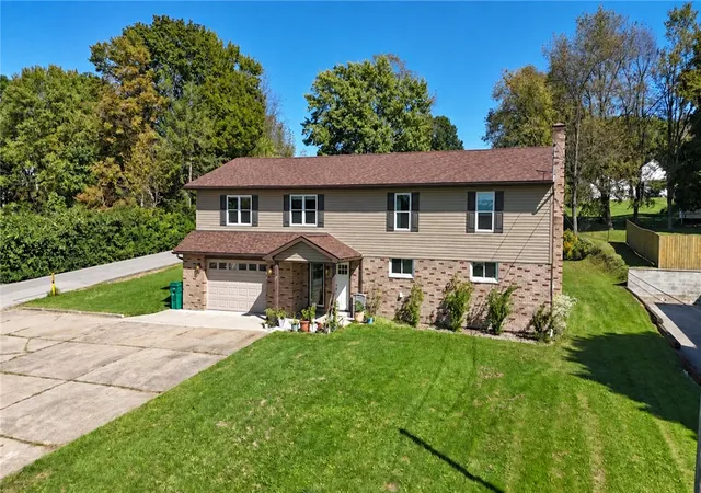 Photo 2 of Single family home for sale at 233 Home Ave, Twp Of But Sw, PA 16001 | MLS# 1776522 | Listing updated on 2026-10-11