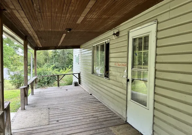 Photo 3 of Single family home for sale at 2265 S Eighty Eight Rd, Greensboro, PA 15338 | MLS# 1776576 | Listing updated on 2026-09-28