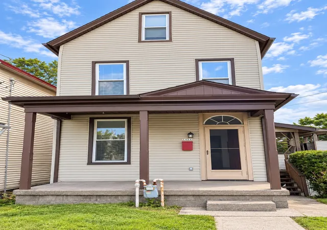 Photo 1 of Single family home for sale at 1424 Summit St, Wilkinsburg, PA 15221 | MLS# 1776591 | Listing updated on 2026-10-02