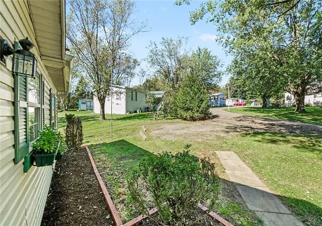 Photo 3 of Manufactured home for sale at 717 Mallard Dr, Washington Twp, PA 15613 | MLS# 1776601 | Listing updated on 2026-09-28