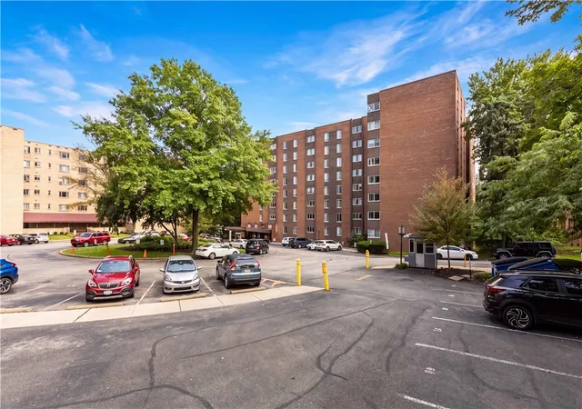 Photo 3 of Condo for sale at 5 Bayard Rd #419, Shadyside, PA 15225 | MLS# 1776143 | Listing updated on 2026-09-28
