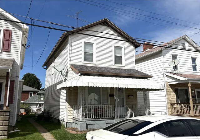 Multi family home for sale at 454 Park St, Rochester, PA 15074 | MLS# 1776645